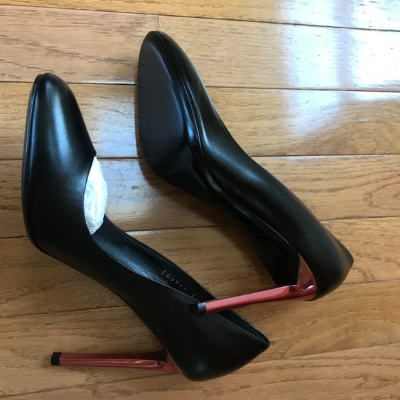 DIOR METALLIC PINK HEEL BLACK LEATHER PUMPS - Picture 3 of 6